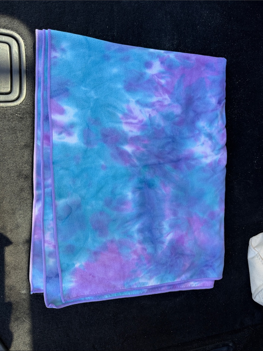 Tie-Dye Blue & Purple hot yoga Towel